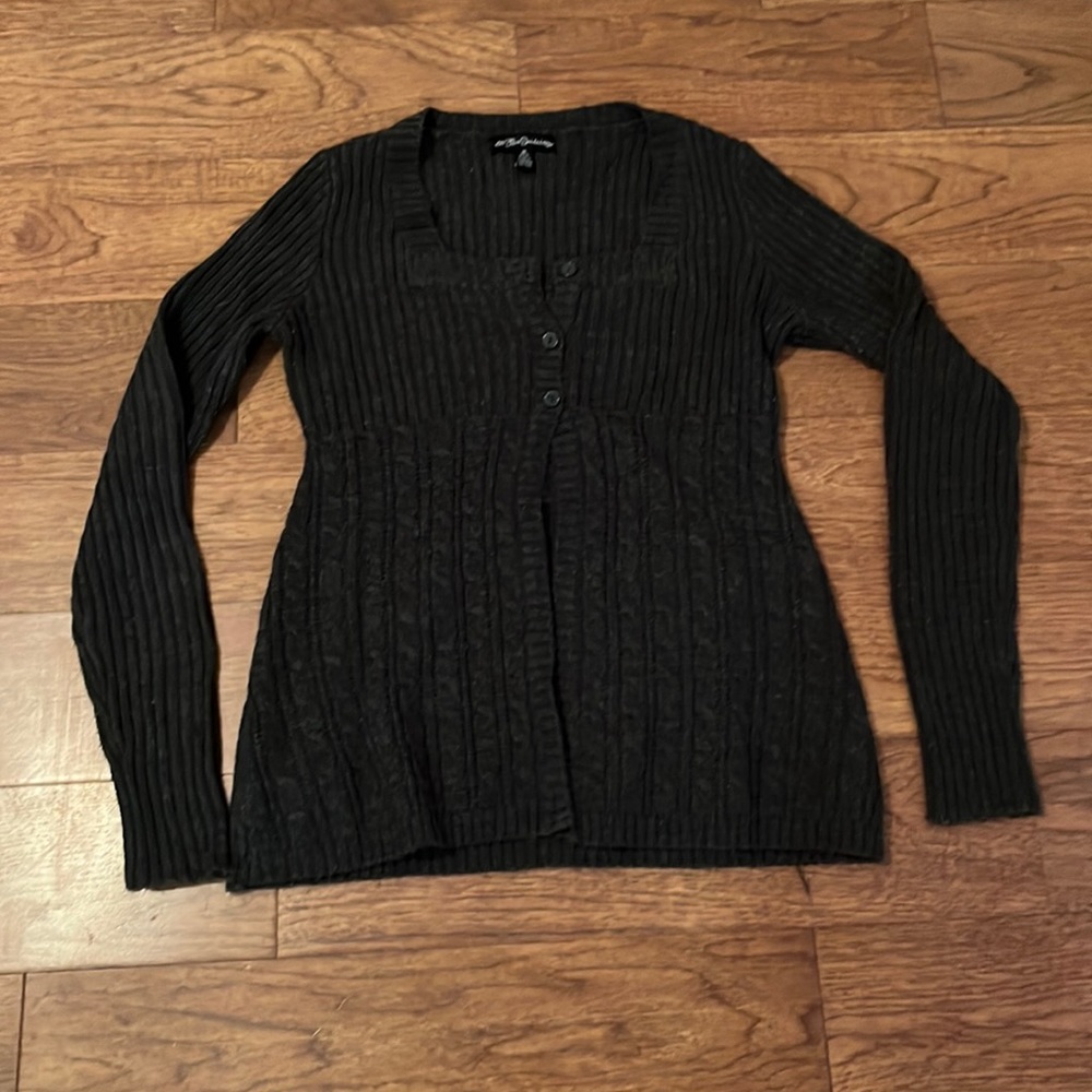 Womens 3 button up cardigan sweater size medium